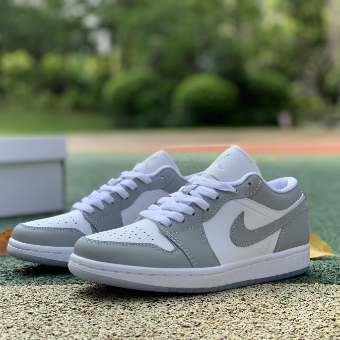 Air Jordan 1 Low White Wolf Grey Sneaker    DC0774-105 - EUR FASHION