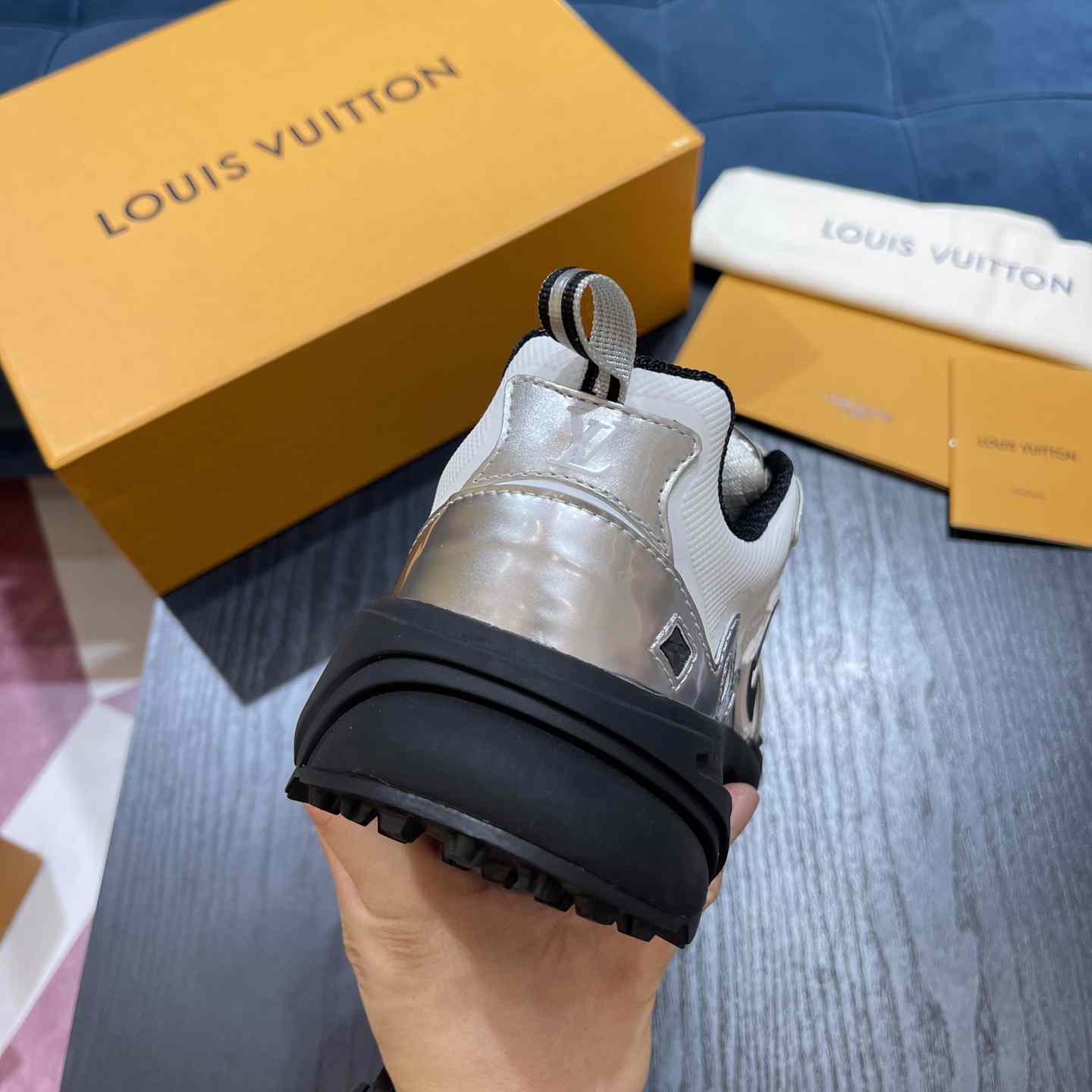 Louis Vuitton Runner Tatic Sneaker(Upon UK Size)     - EUR FASHION