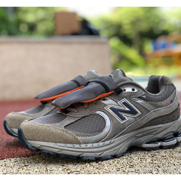 New Balance 2002R 'Grey'Sneakers                  M2002RVA - EUR FASHION