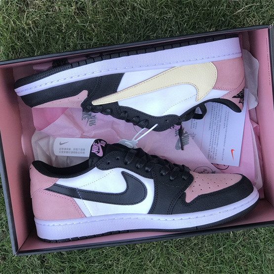 Travis Scott x Air Jordan 1 Sneaker   DM7866-066  - EUR FASHION