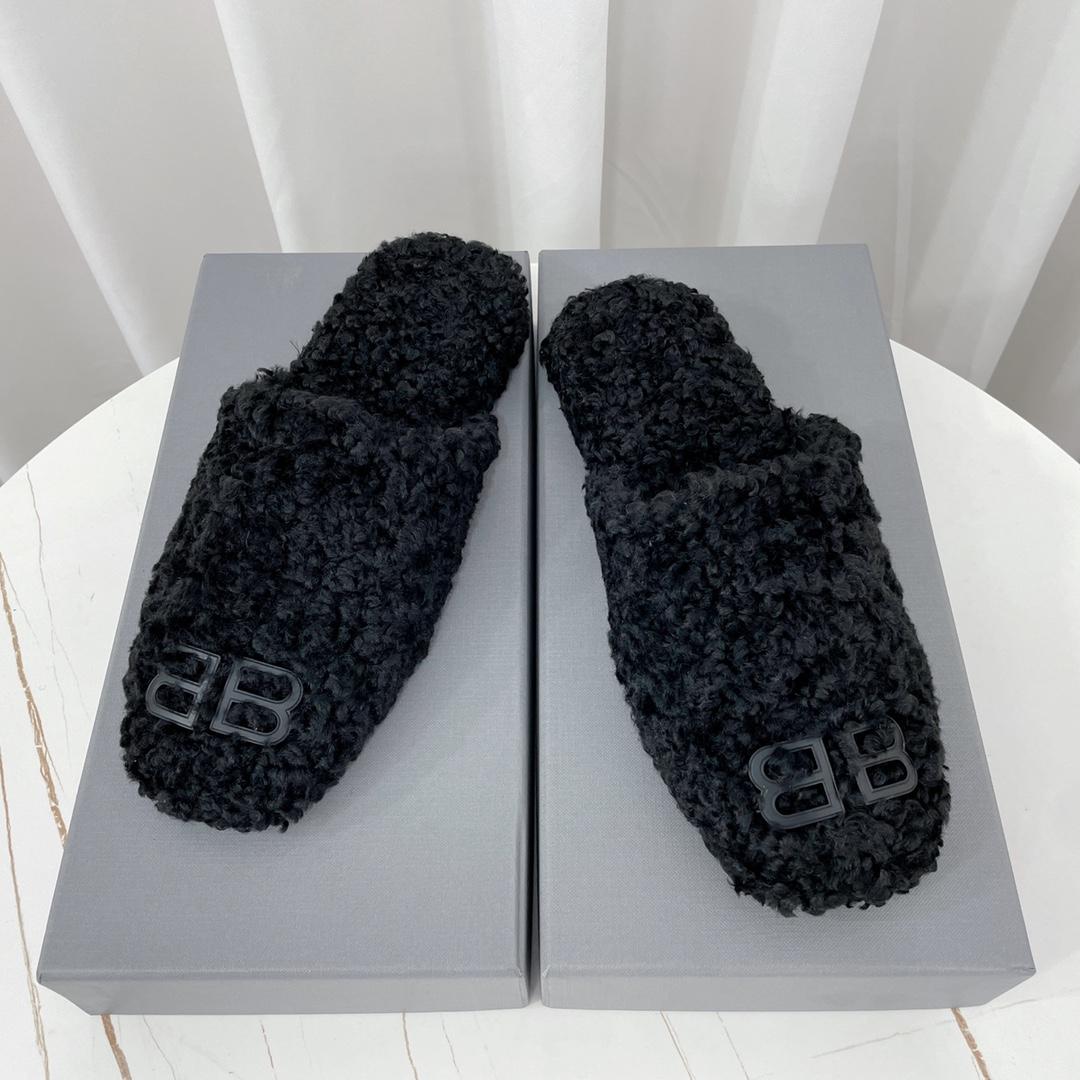 Balenciaga Cosy BB Mule In Black Fake Shearling - EUR FASHION