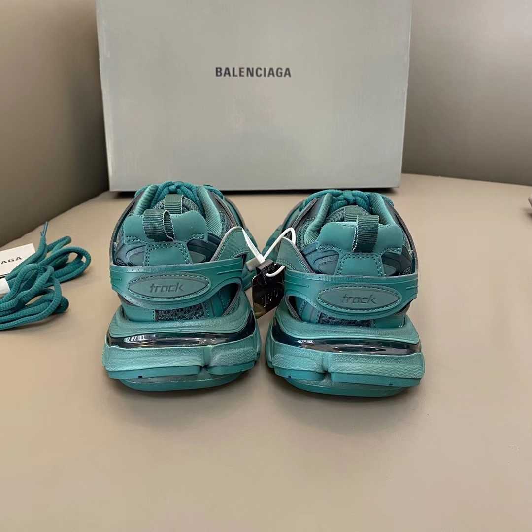 Balenciaga Track 3.0 Sneaker  - EUR FASHION