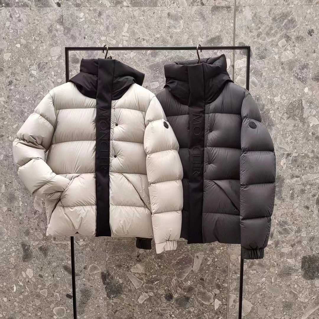 Moncler Short Down Jacket - EUR FASHION