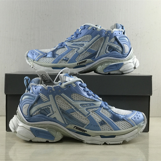 Balenciaga Runner Sneaker  - EUR FASHION