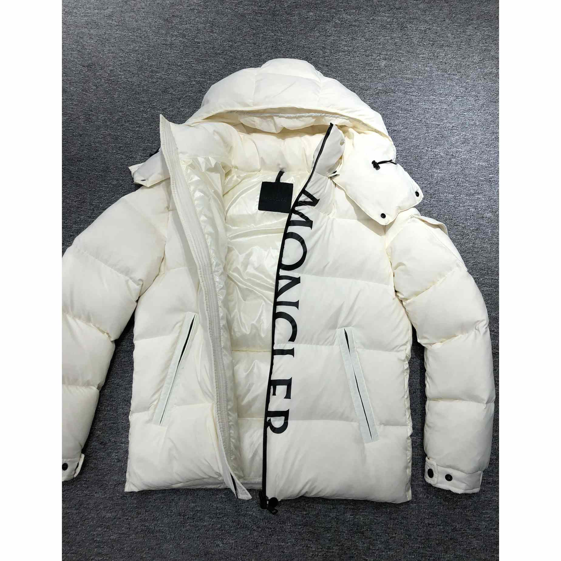 Moncler Dieng Short Down Jacket - EUR FASHION