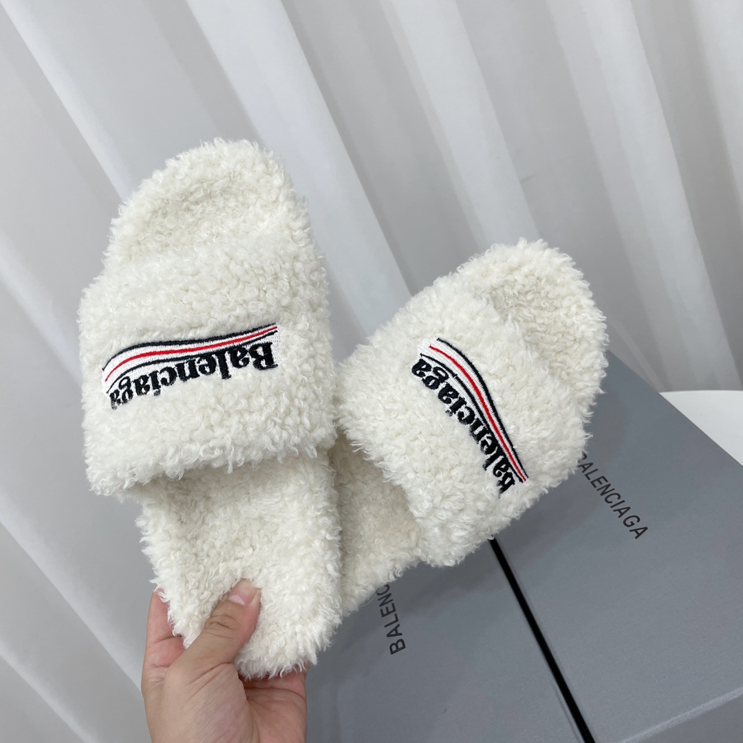 Balenciaga Furry Slide Sandal - EUR FASHION