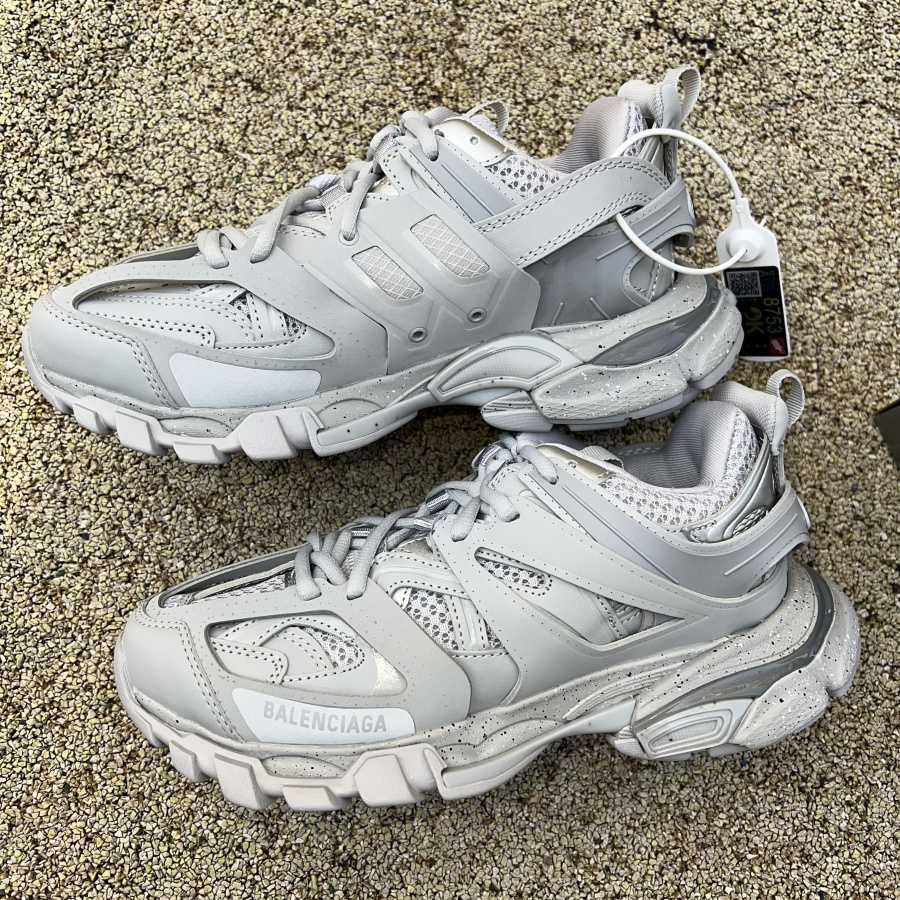 Balenciaga Track Sneaker Recycled Sole - EUR FASHION