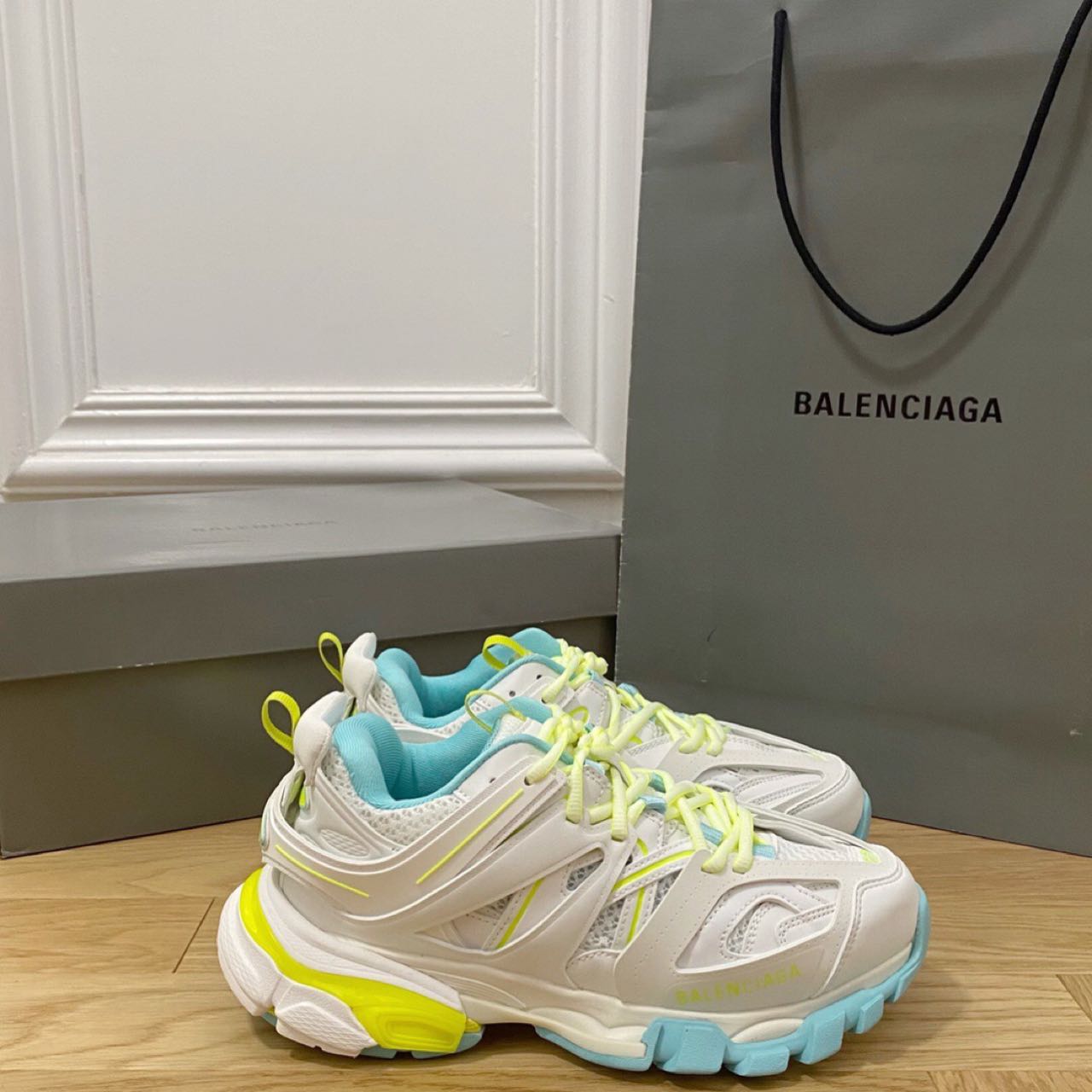 Balenciaga Track Sneaker  - EUR FASHION