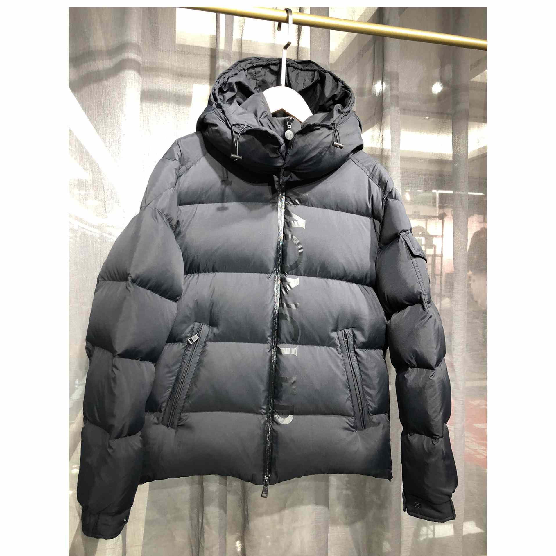 Moncler Dieng Short Down Jacket - EUR FASHION