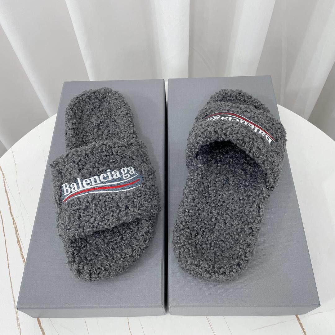 Balenciaga Furry Slide Sandal - EUR FASHION