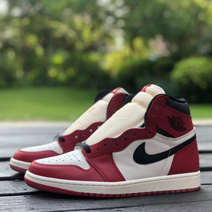 Air Jordan1 “Chicago Reimagined”  Sneaker     DZ5485-612 - EUR FASHION