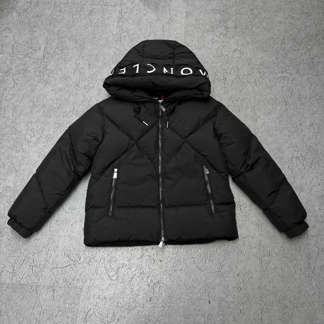 Moncler Black Daynamic Porossan Down Jacket - EUR FASHION