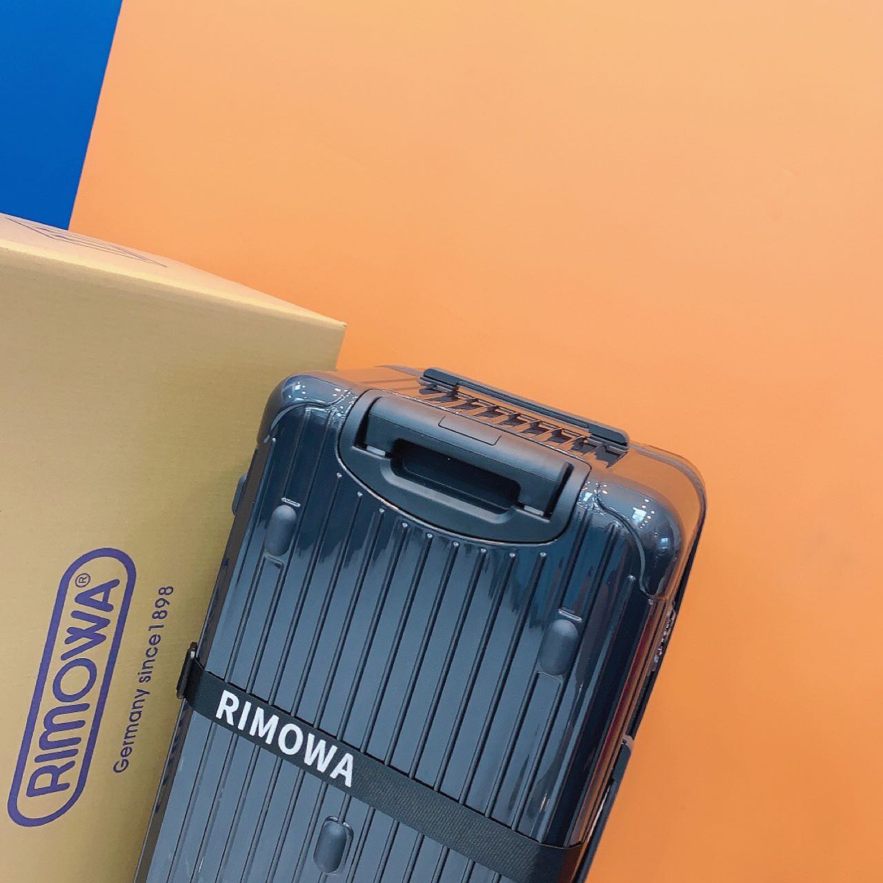 Rimowa Luggage - EUR FASHION