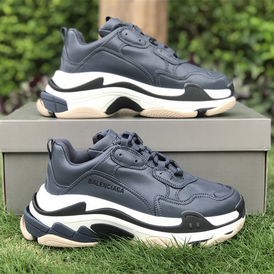 Balenciaga Triple S Sneaker  - EUR FASHION