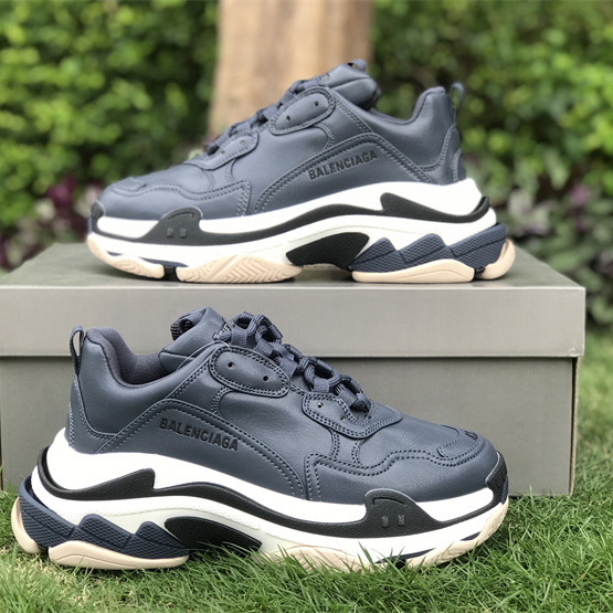 Balenciaga Triple S Sneaker  - EUR FASHION