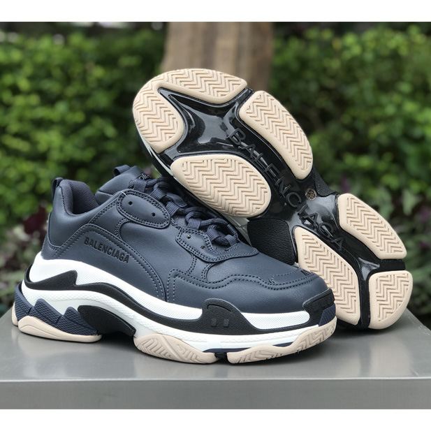 Balenciaga Triple S Sneaker  - EUR FASHION