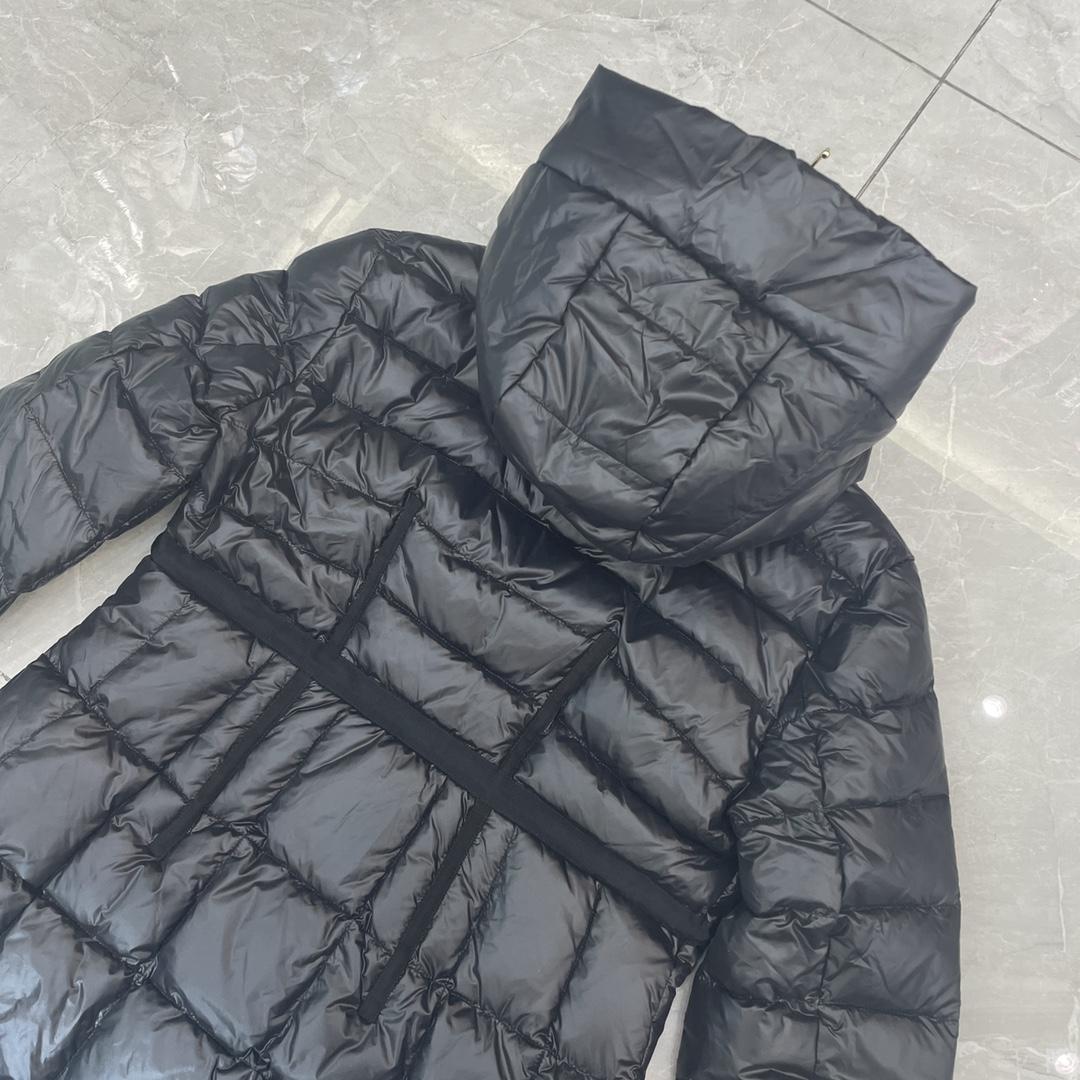 Moncler Long-Sleeve Padded Coat - EUR FASHION