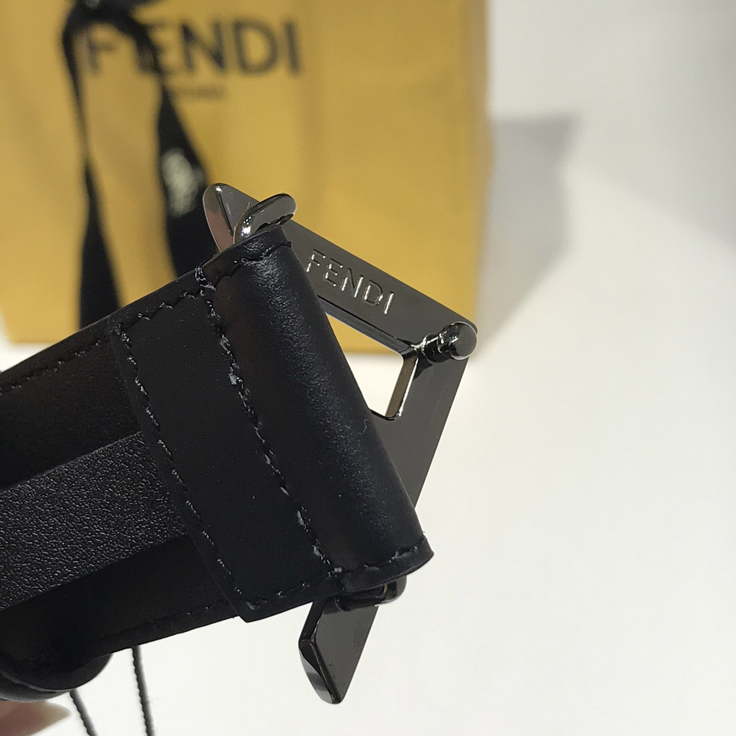 Fendi Black Leather Belt - EUR FASHION