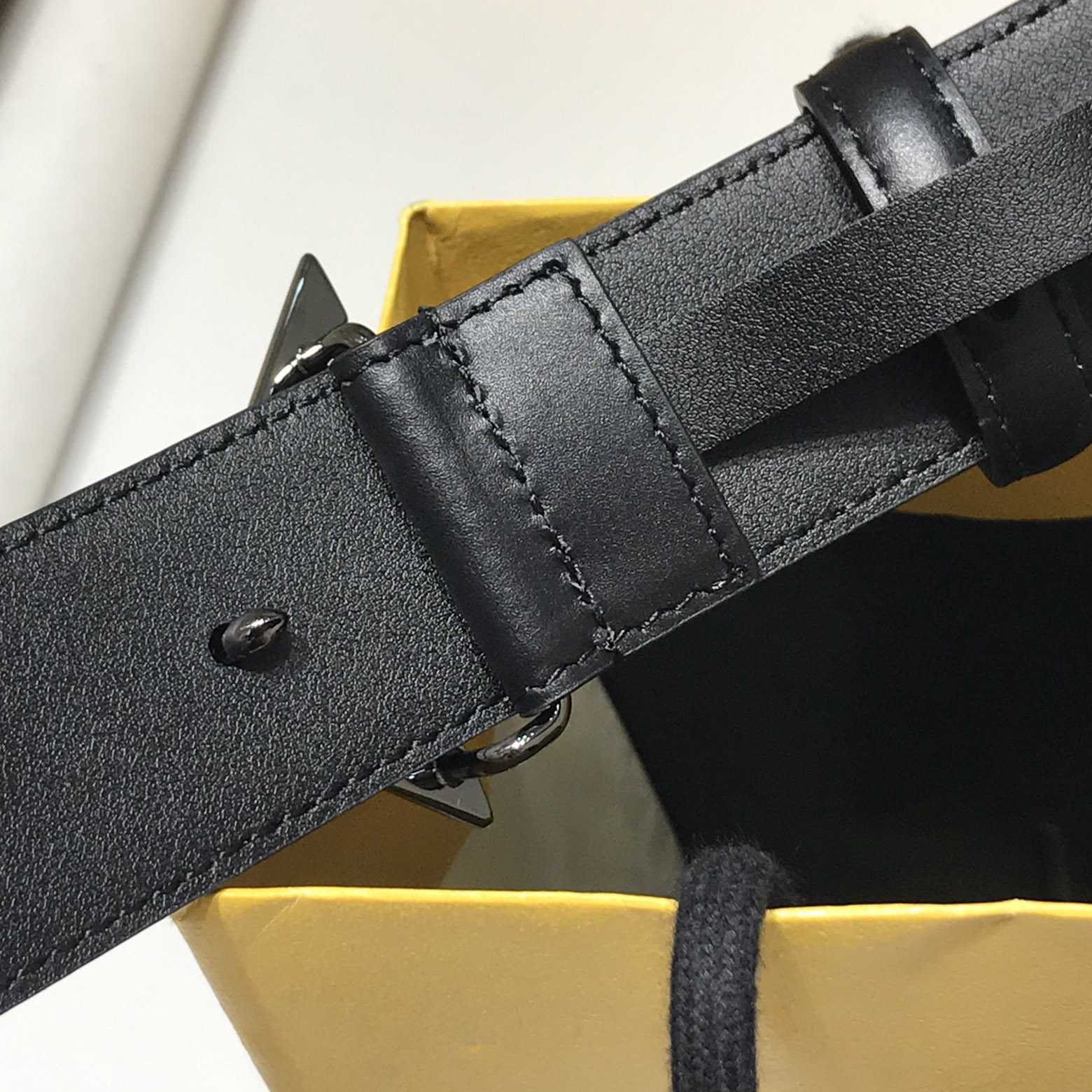 Fendi Black Leather Belt - EUR FASHION