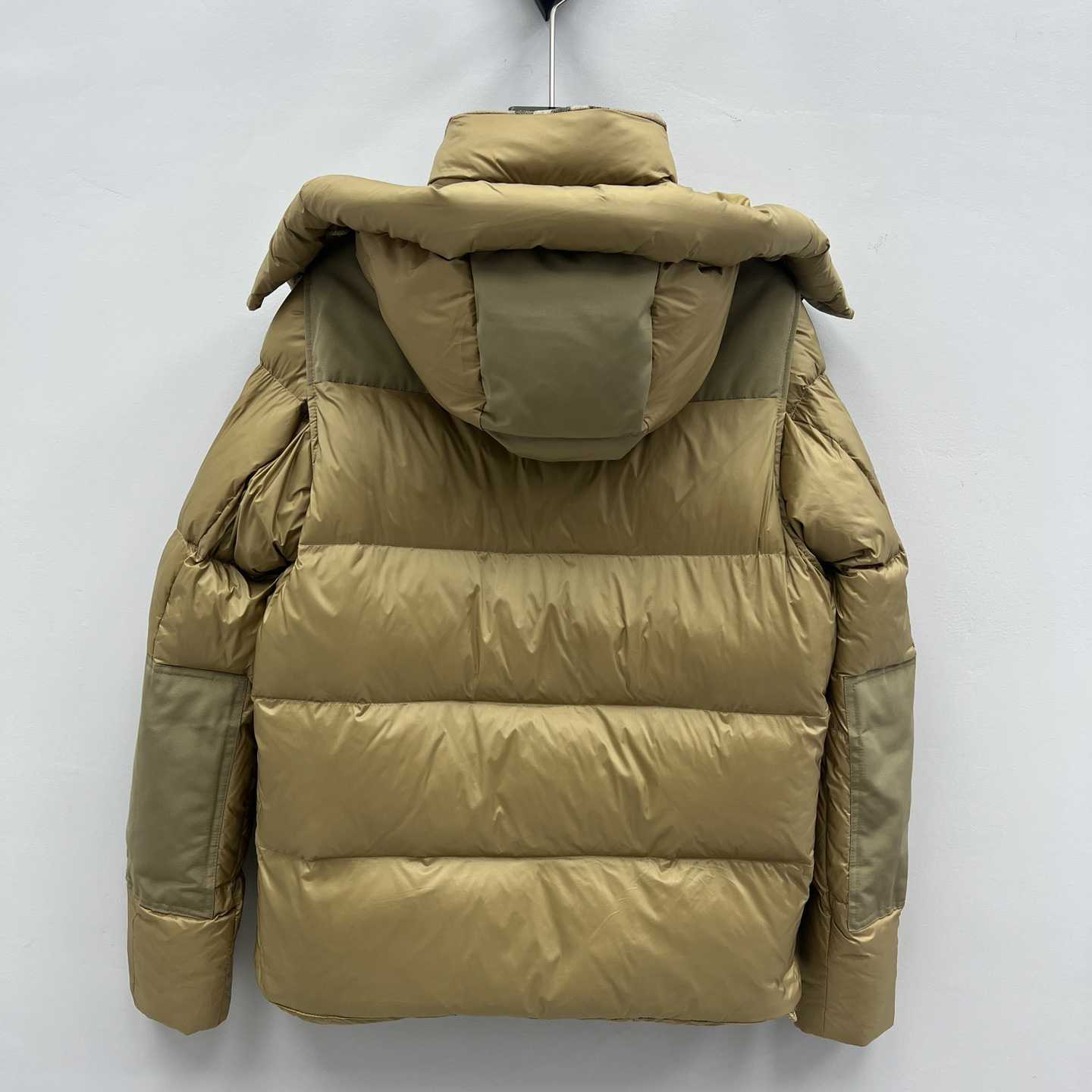 Burberry Detachable Sleeve Hooded Puffer Jacket - EUR FASHION