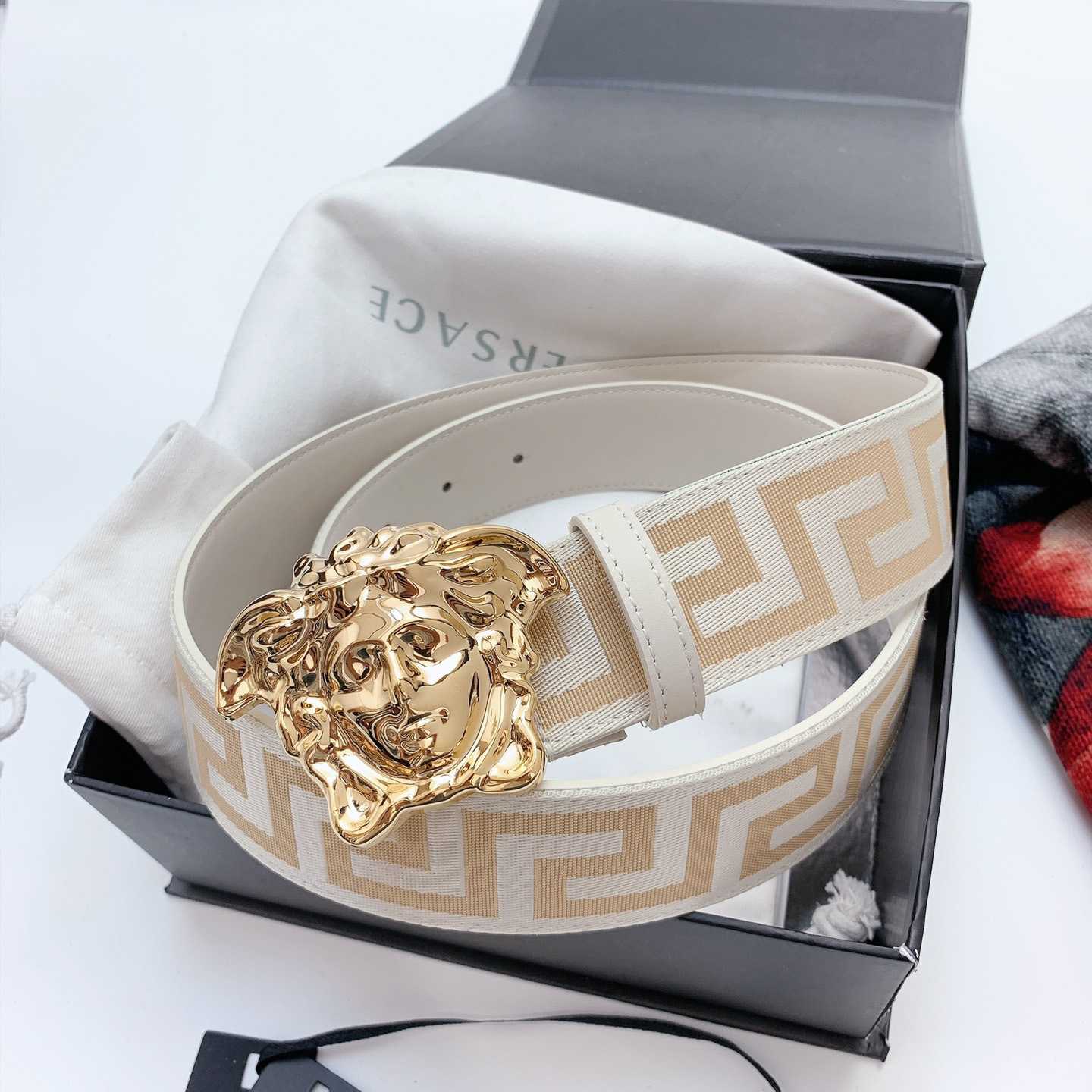 Versace Le Medusa Belt - EUR FASHION