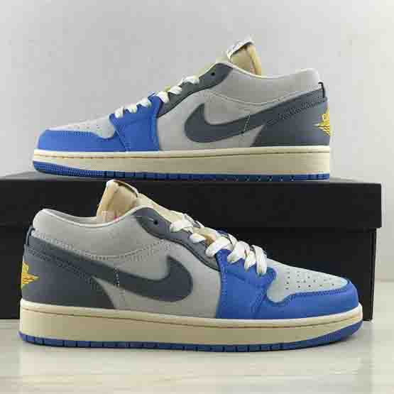 Air Jordan 1 Low “UNC Grey” Sneaker     DZ5376-469 - EUR FASHION