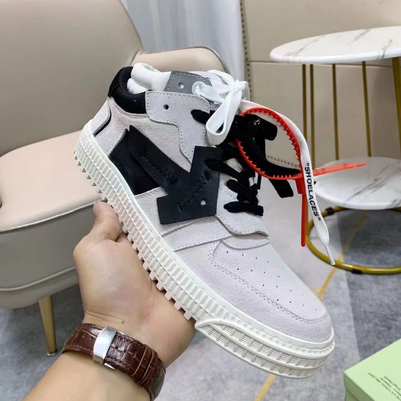 Off White Off-Court Low-Top Sneakers - EUR FASHION