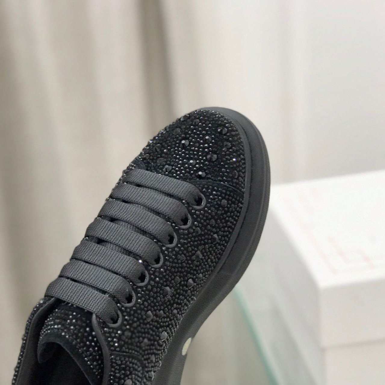 Alexander Mqueen Glitter Oversized Sneakers - EUR FASHION