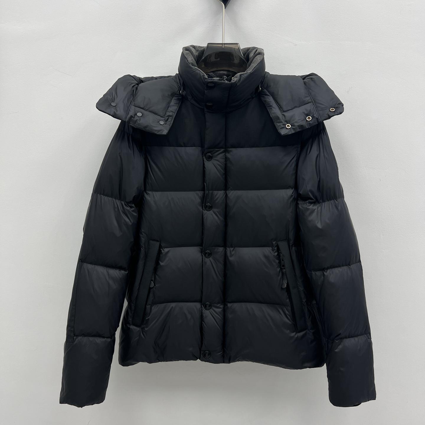 Burberry Detachable Sleeve Hooded Puffer Jacket - EUR FASHION