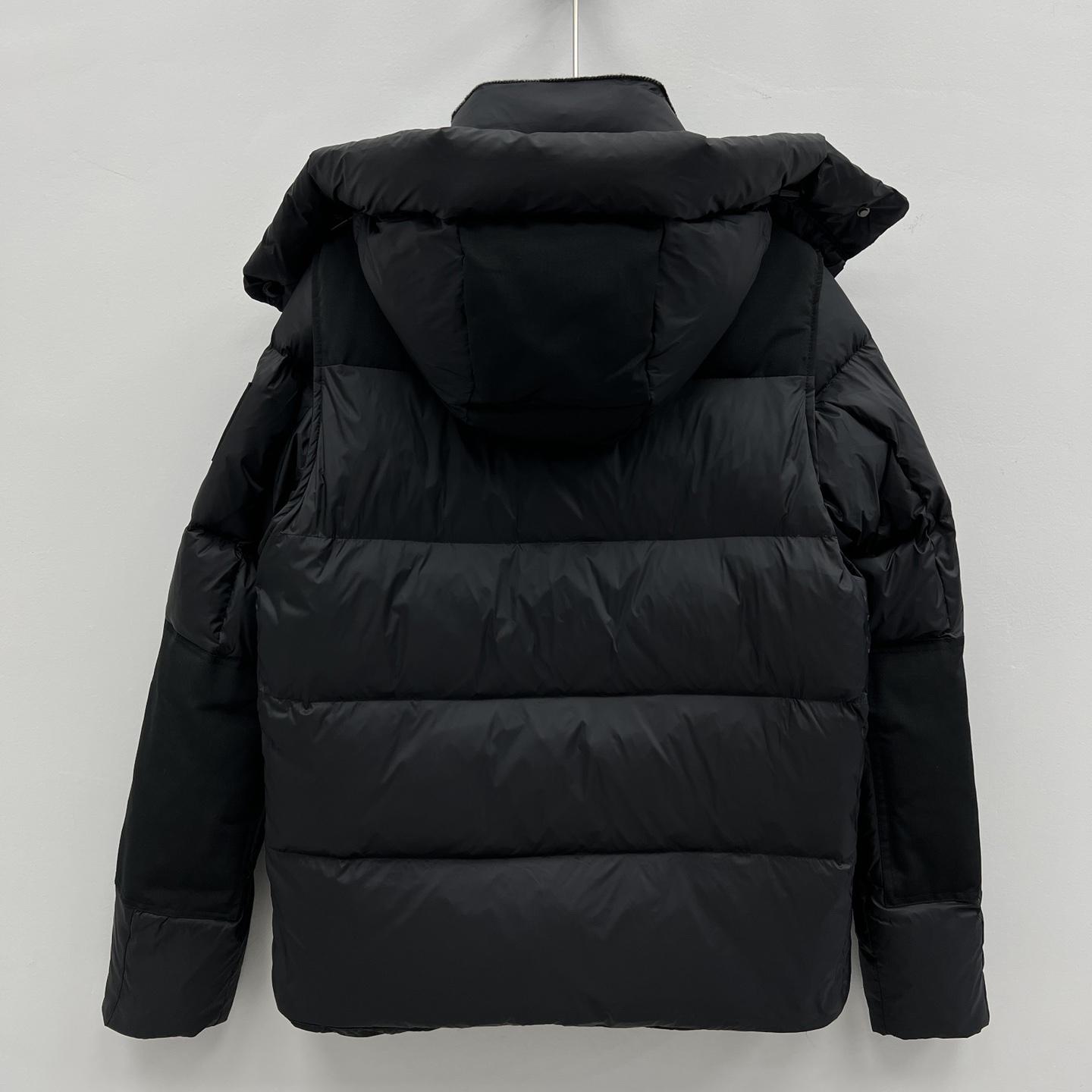 Burberry Detachable Sleeve Hooded Puffer Jacket - EUR FASHION