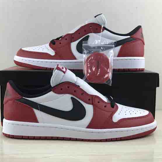 Air Jordan 1 Low OG “Chicago”  Sneaker     705329-600  - EUR FASHION