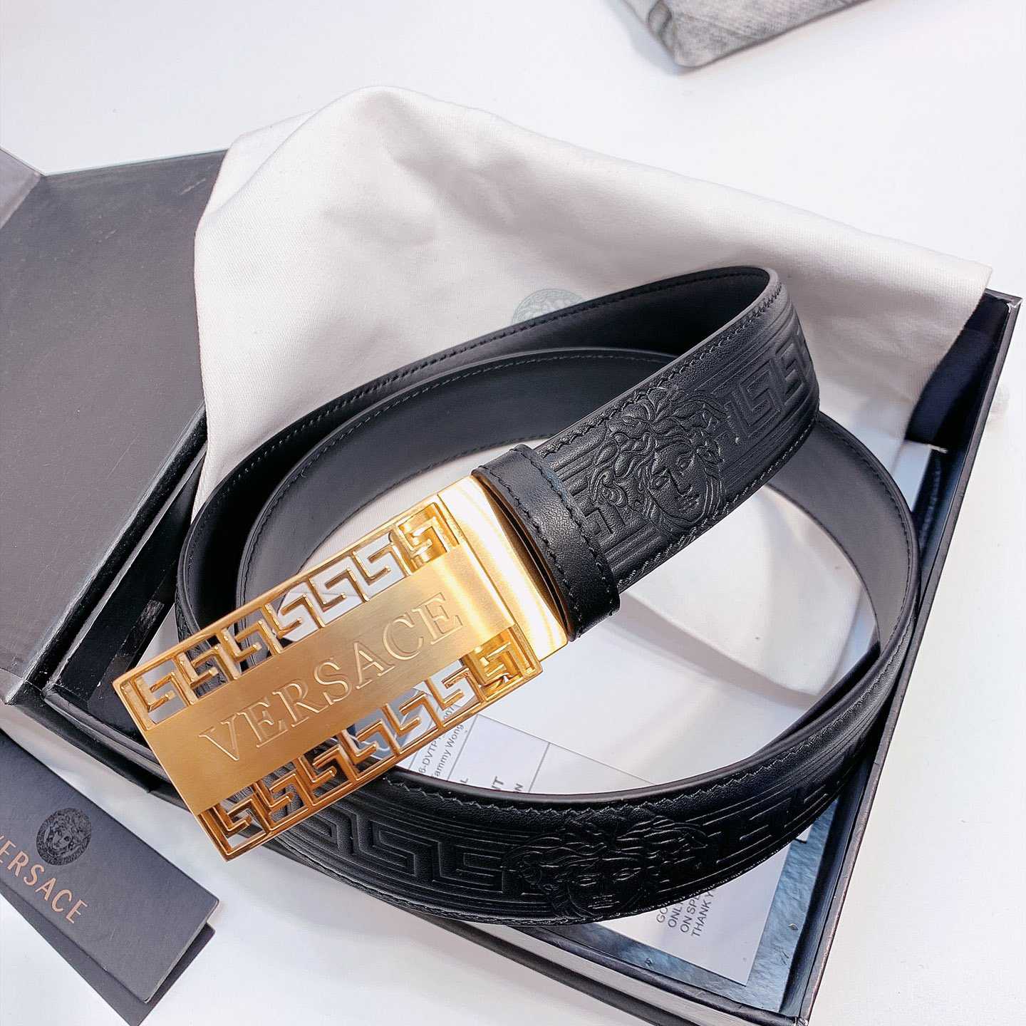 Versace Leather Belt - EUR FASHION