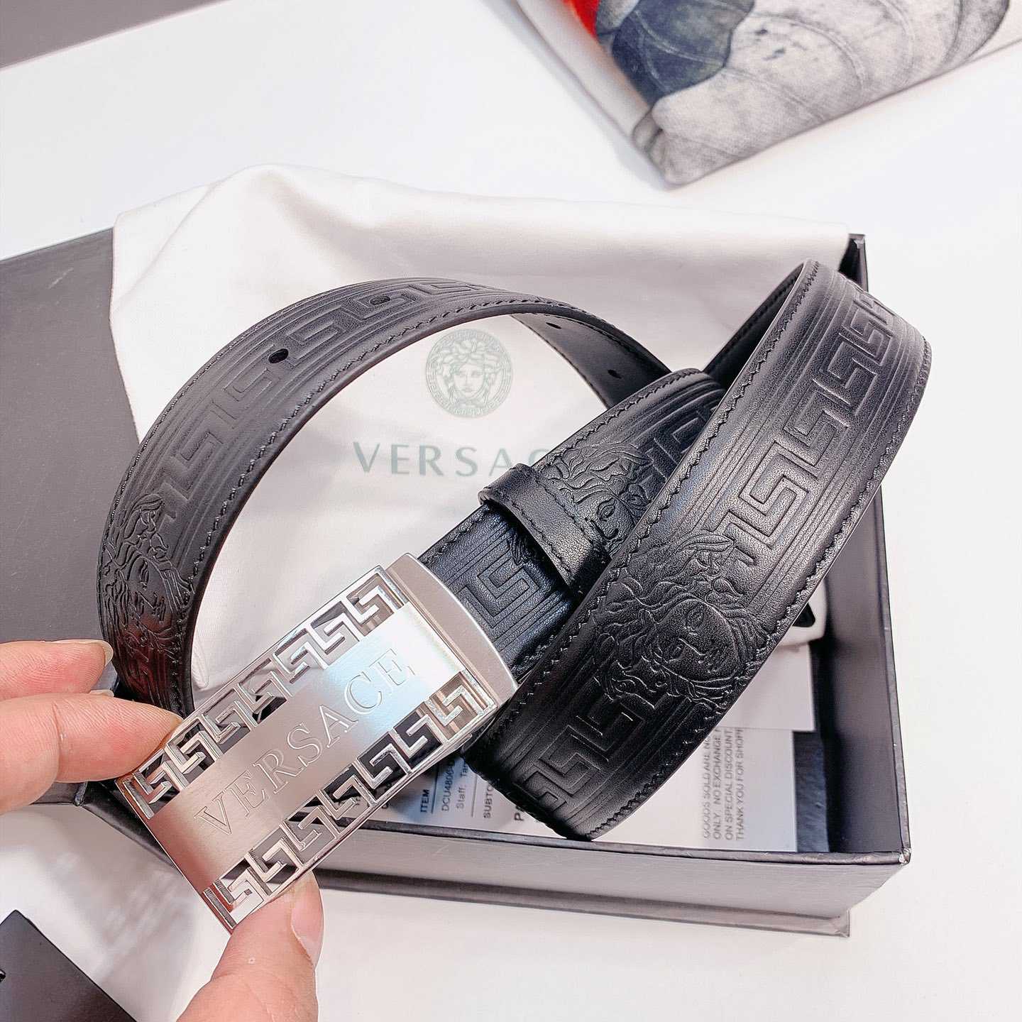 Versace Leather Belt - EUR FASHION