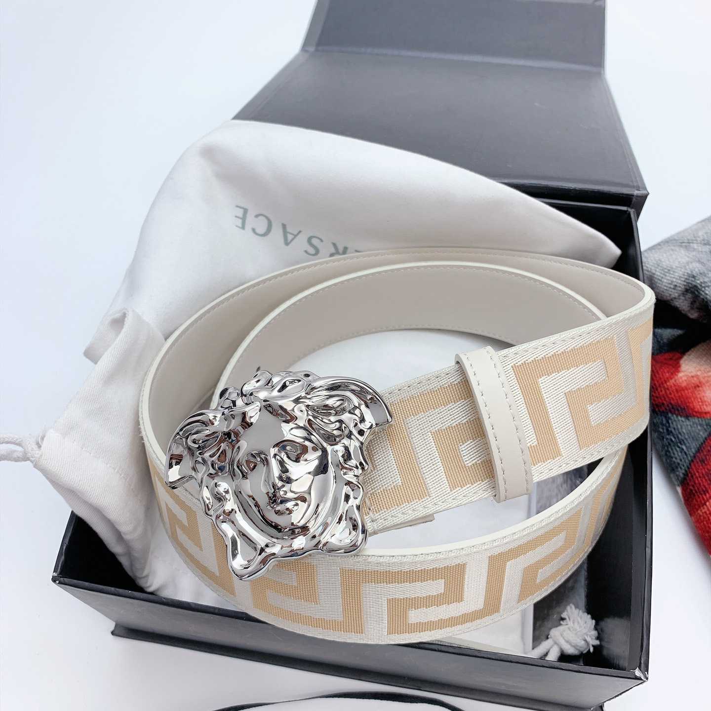 Versace Le Medusa Belt - EUR FASHION