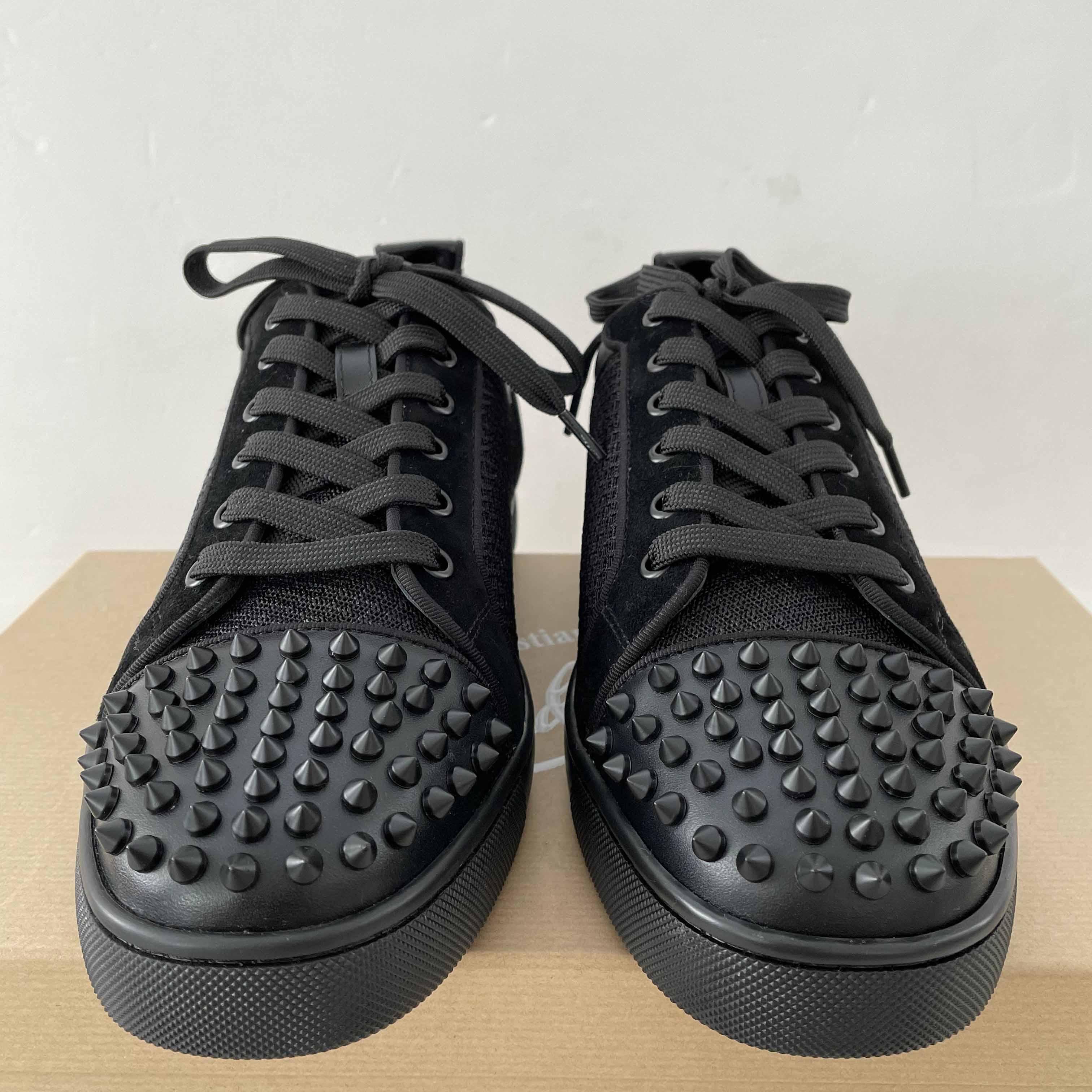 Christian Louboutin Fun Louis Junior Spike-Embellished Leather And Mesh Low-Top Trainers - EUR FASHION