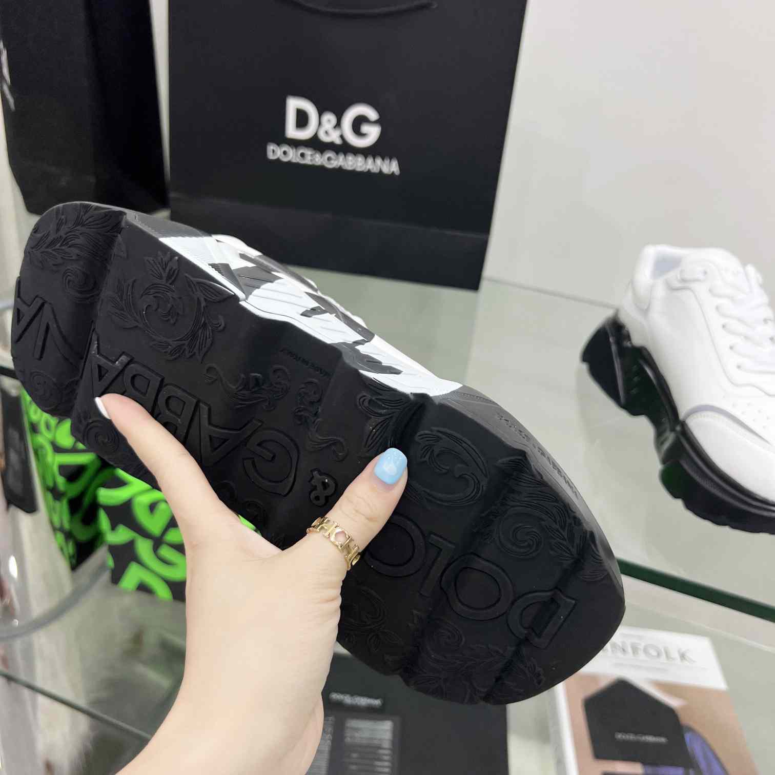 Dolce & Gabbana Calfskin Daymaster Sneakers - EUR FASHION