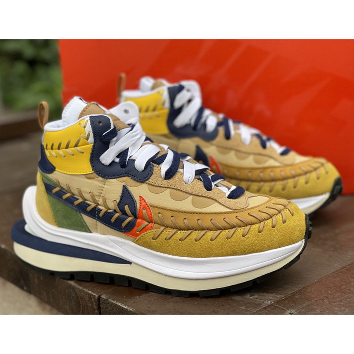 Sacai x Jean Paul Gaultier x Nike VaporWaffle Sneaker     DH9186-200 - EUR FASHION