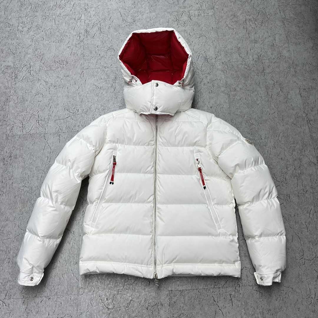 Moncler Poirier Zipped Short Down Jacket - EUR FASHION