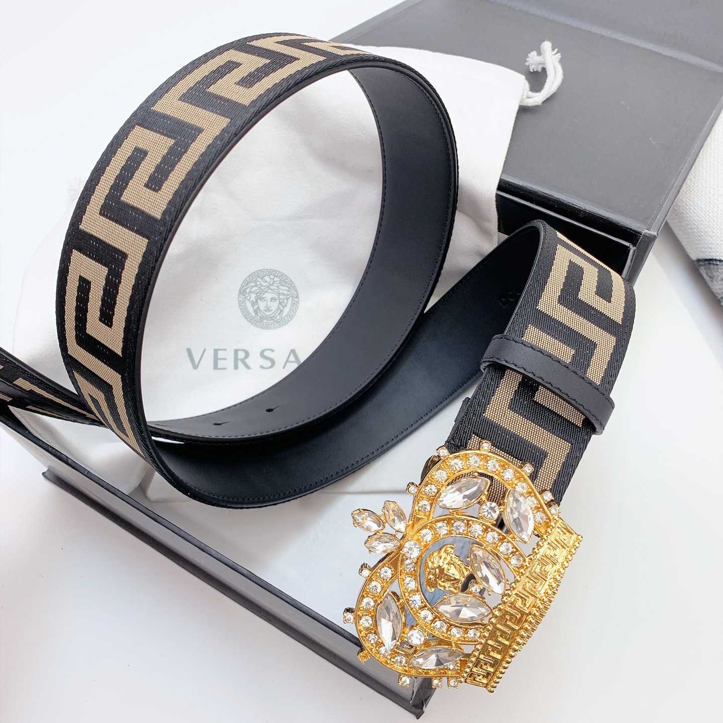 Versace Belt - EUR FASHION