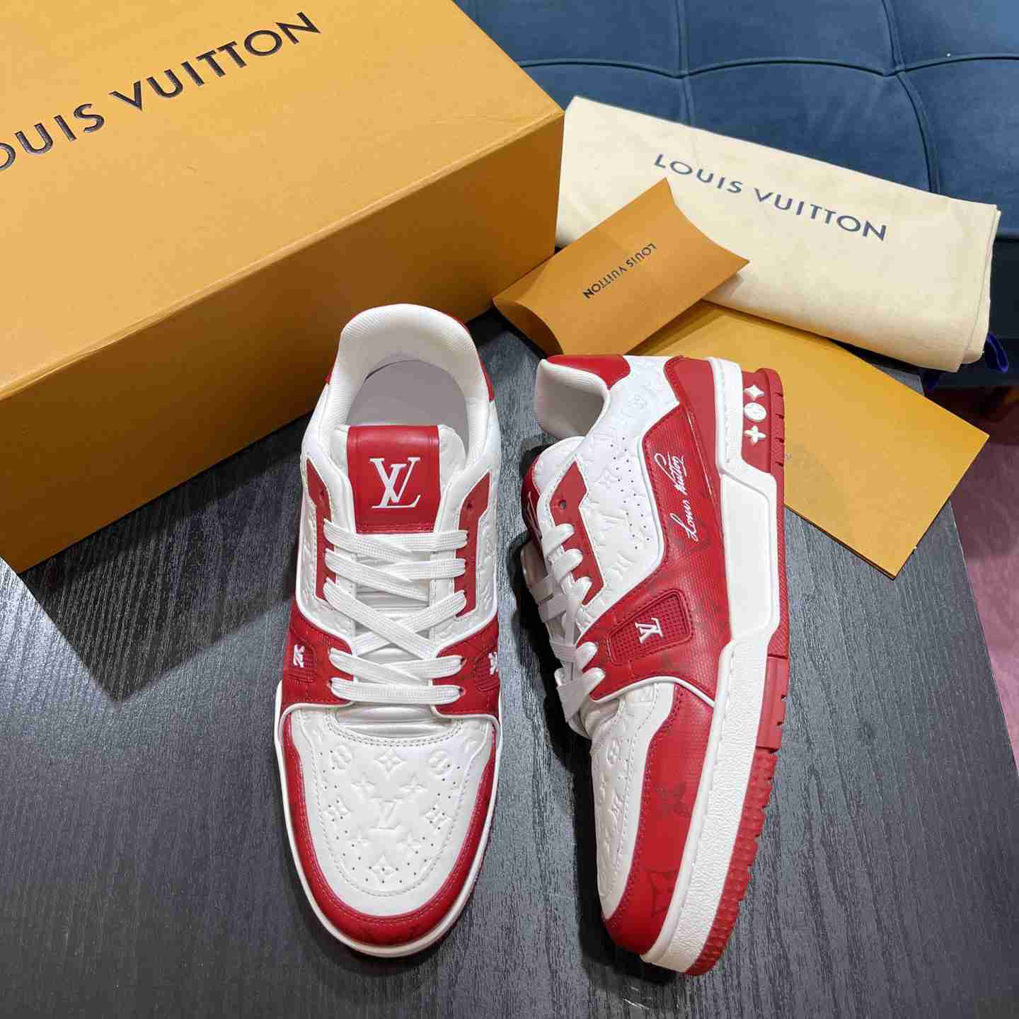 Louis Vuitton LV Trainer Sneaker       1AANFA - EUR FASHION