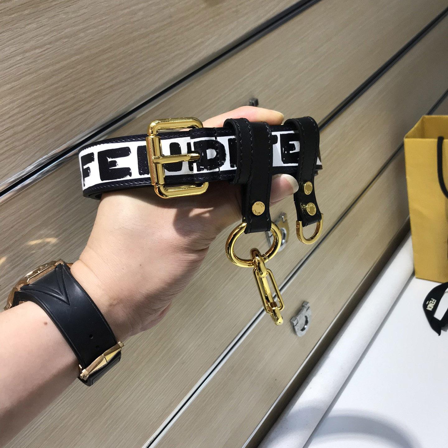 Fendi Logo Belt - EUR FASHION