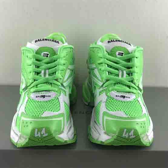 Balenciaga Runner Sneaker In FLuo Green  - EUR FASHION