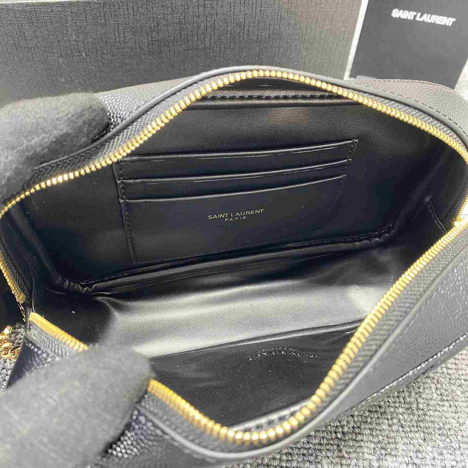 Saint Laurent Lou Camera Bag In Quilted Leather(18-11x5cm) - EUR FASHION