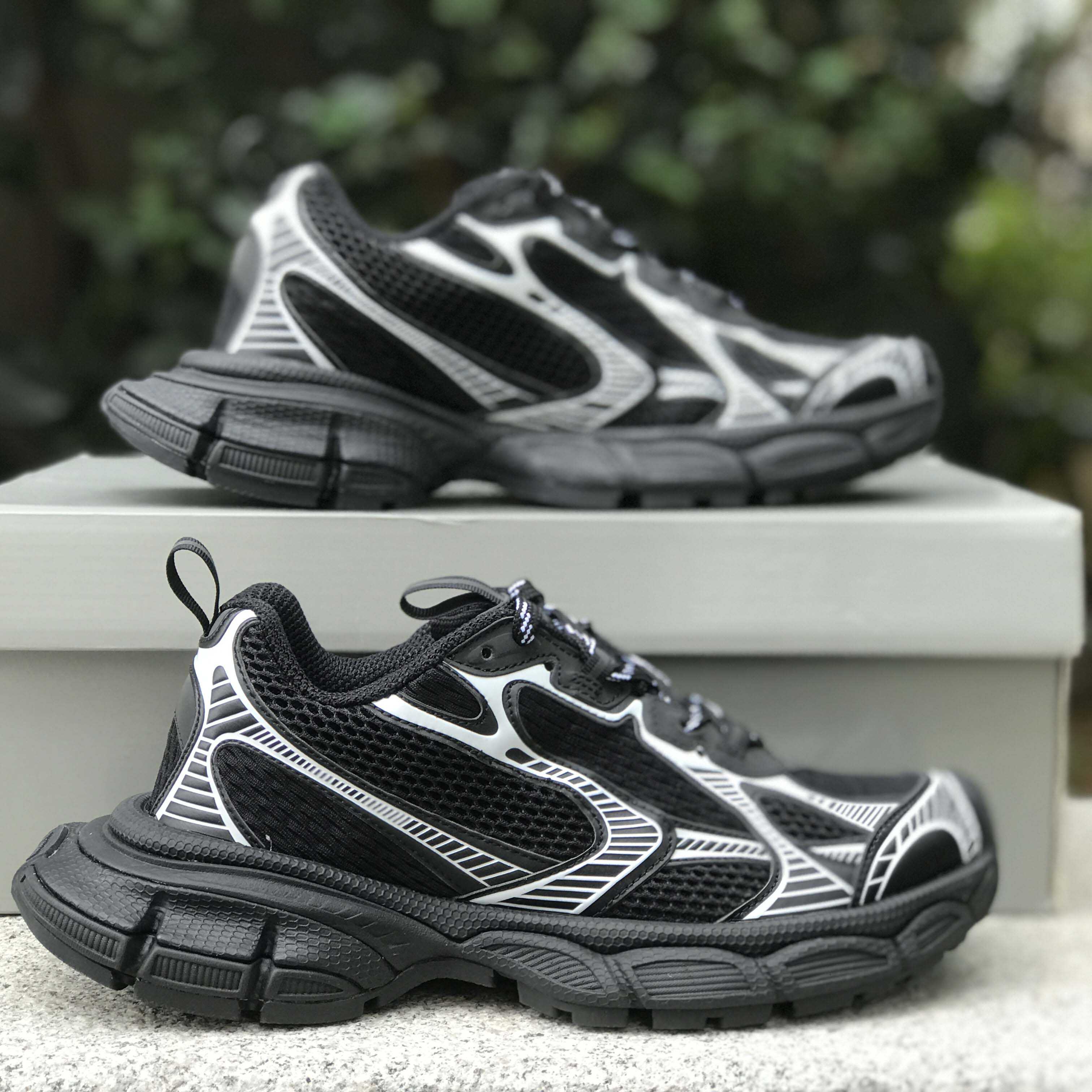 Balenciaga 3XL Trainers In Black - EUR FASHION