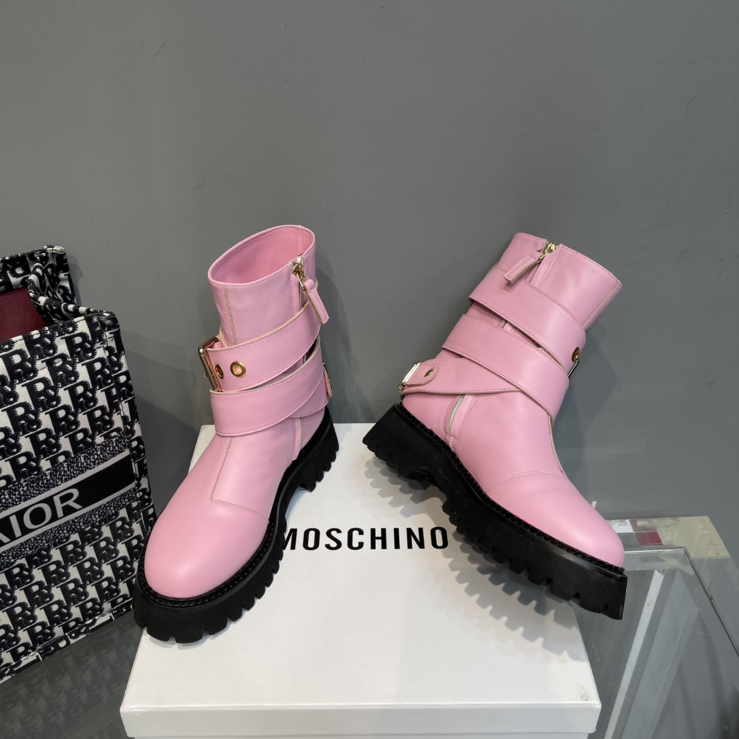 Moschino Ankle Boots - EUR FASHION