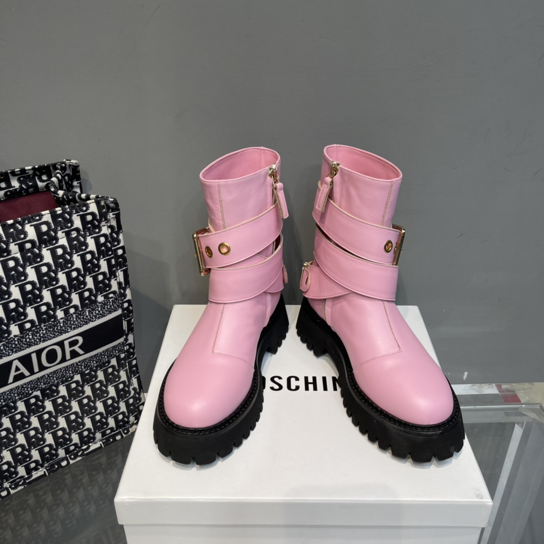 Moschino Ankle Boots - EUR FASHION