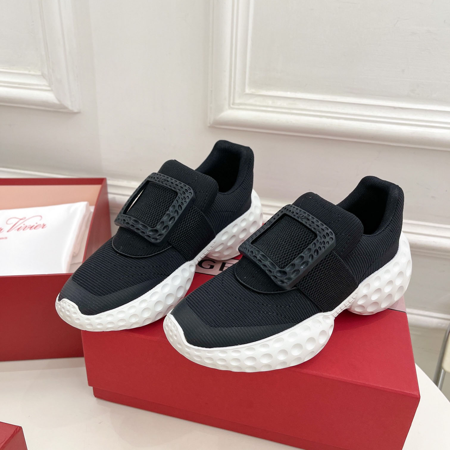 Roger Vivier Viv Run Moonlight Sneaker - EUR FASHION