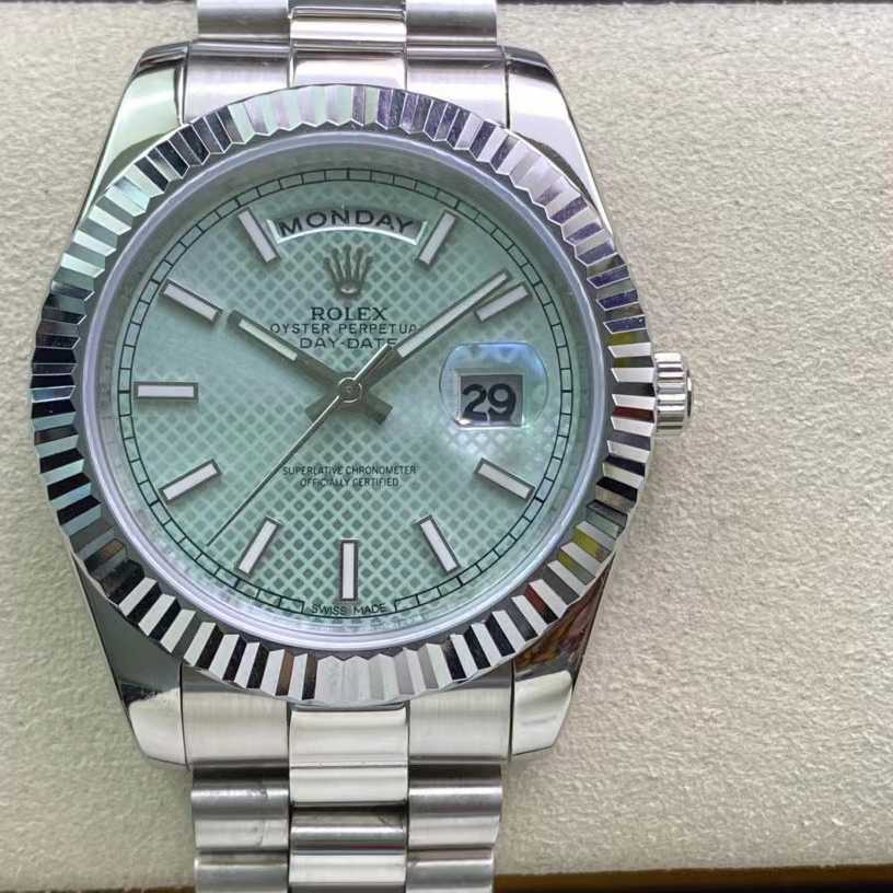 Rolex Watch  - EUR FASHION