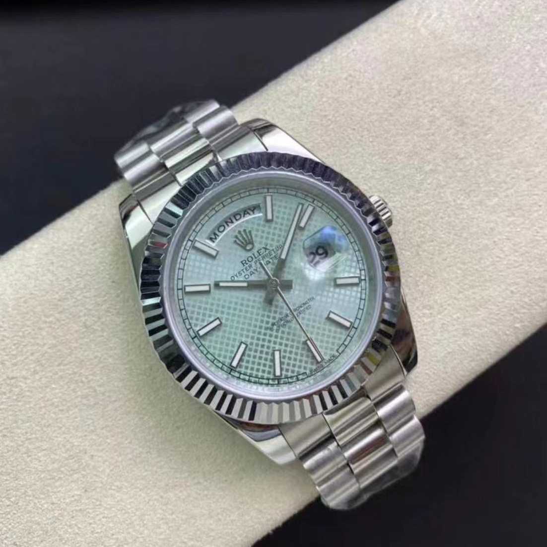 Rolex Watch  - EUR FASHION