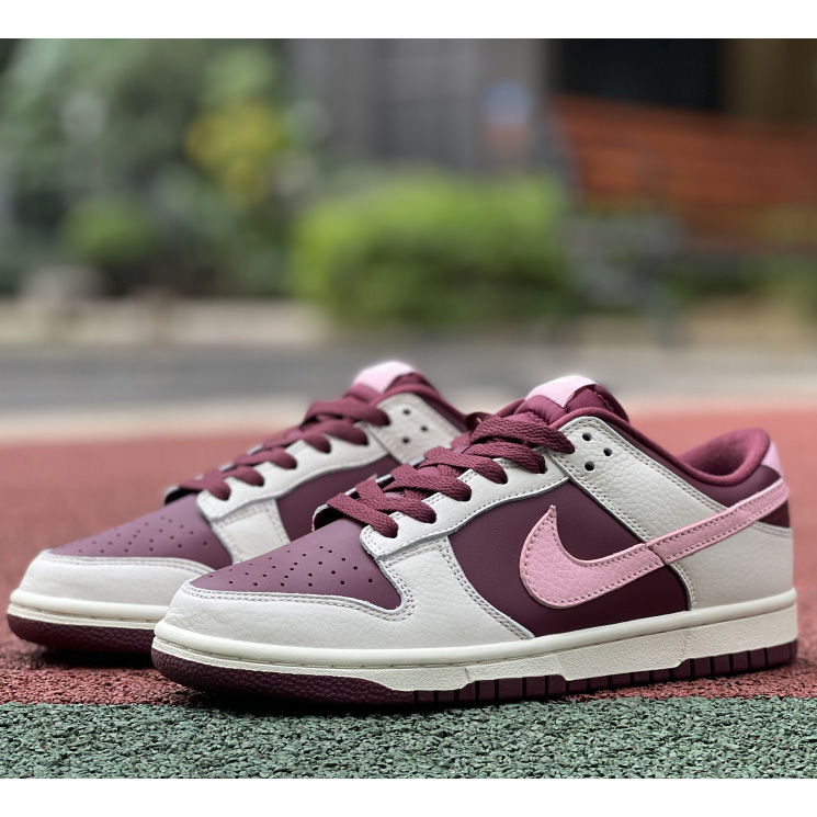 Dunk Low “Valentine's Day” Sneaker     DR9705-100 - EUR FASHION